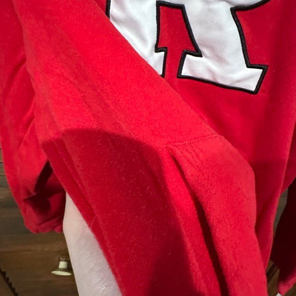 Red Rutgers Hoodie, Size L (16-18), Colosseum, good condition. - Picture 4 of 7